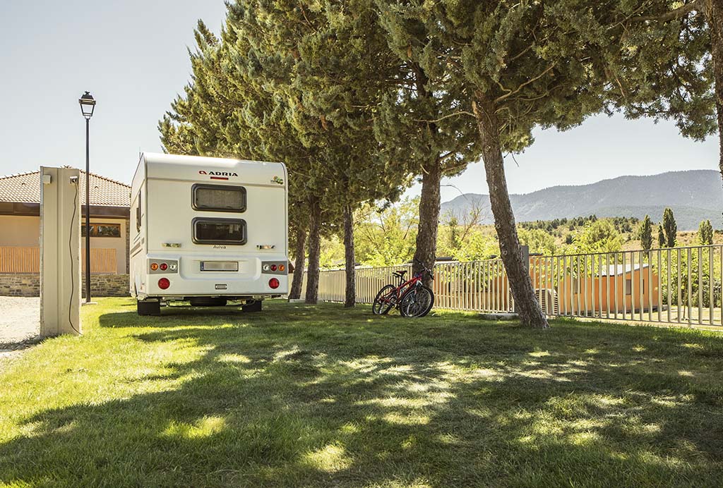 parcela camping larga estancia jaca