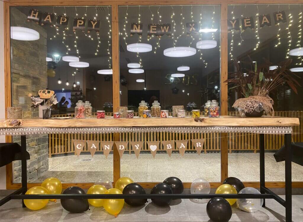 decoracion de nochevieja en restaurante en jaca