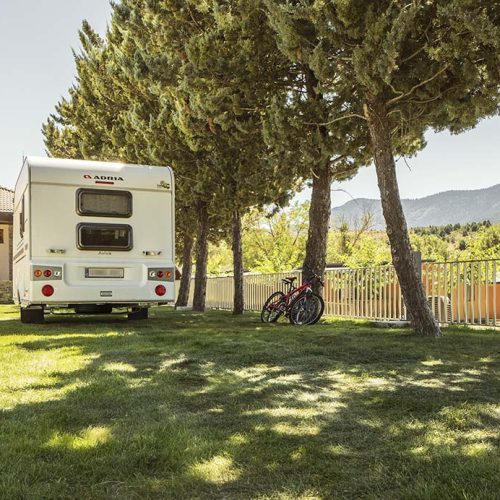 parcela camping larga estancia jaca